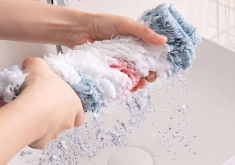 Vivolux | Feblilac Get Naked Weiße Boden Badezimmermatte, 50x80cm Badezimmerteppich, Plüsch wasserabsorbierend, rutschfeste Toilettamatte, Kunst Badezimmermatten, Beste Badteppiche