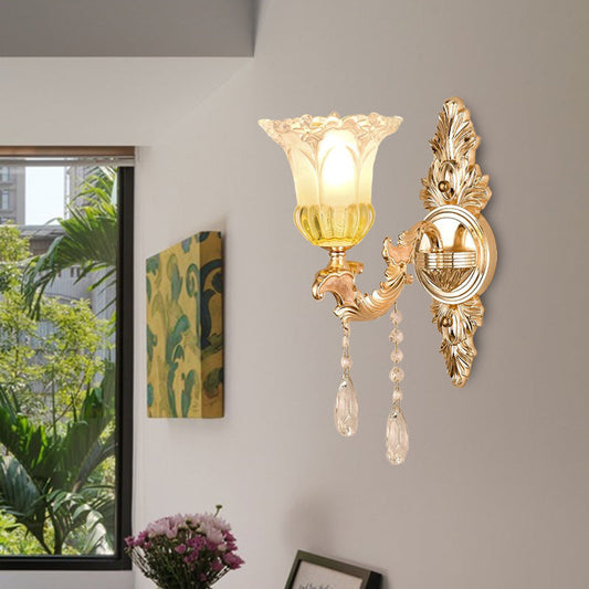 Vivolux | 1/2 Köpfe Frosted Glass Wandlampe Traditionalist Gold Flower Wohnzimmer Wandmontierte Licht mit Kristall Drapierung