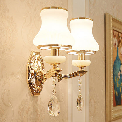 Vivolux | Bell Schlafzimmer Wandlampe Wand sconce Traditionell Opal Satinierte Glas 1/2 Glühbirnen Messing Wandlampe mit klarem Kristall Tropfen