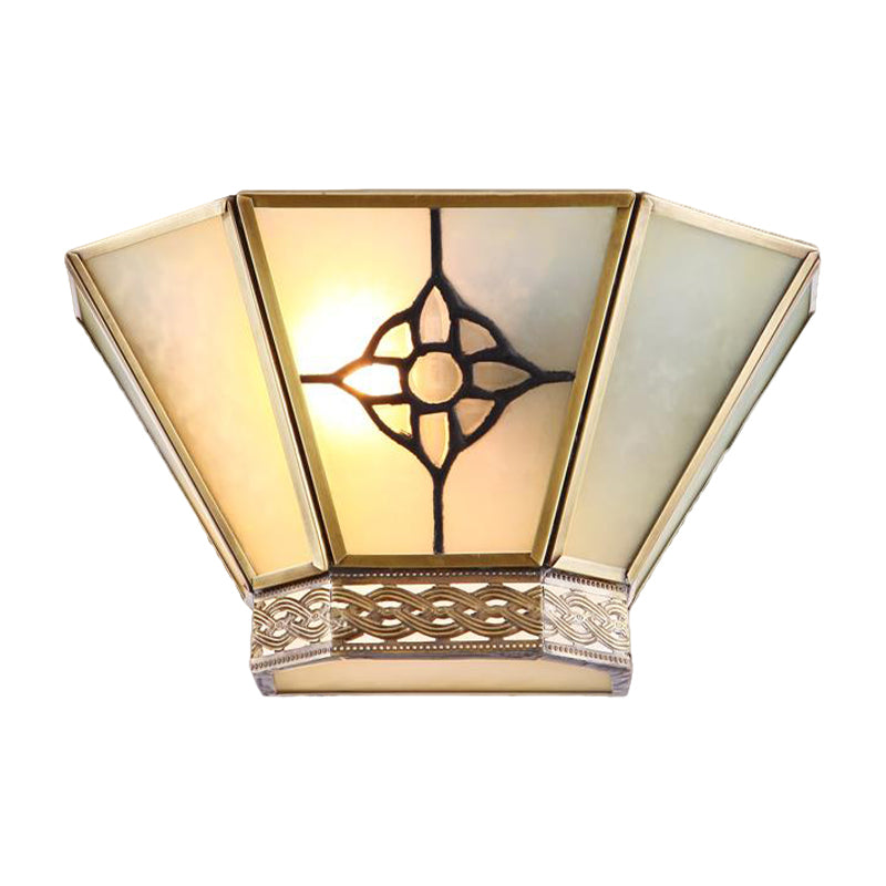 Vivolux | 1 Licht Wandlamp Conisch Witte Gefroste Glas Retro Wandmontage Verlichting met Gouden Draaipatroon