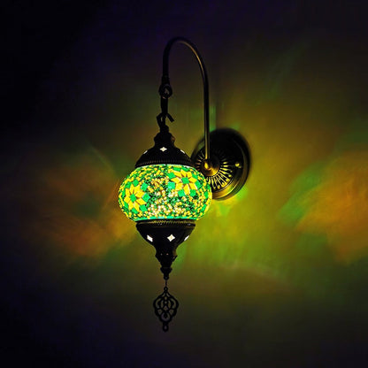 Vivolux | Dekoratieve Globe Wandlamp Licht 1 Hoofd Multikleurig Glas-in-lood Wandverlichtingsarmatuur in Geel/Groen/Goud