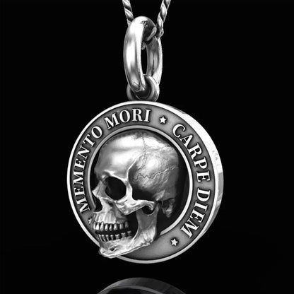 Memento Mori Totenkopf Anhänger