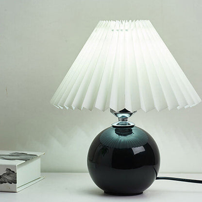 Vivolux | Nordische minimalistische 1-flammige Tischlampe aus Keramik mit Plissee