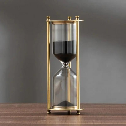 Vivolux | Antike Sanduhr aus Messing mit violettem Sand