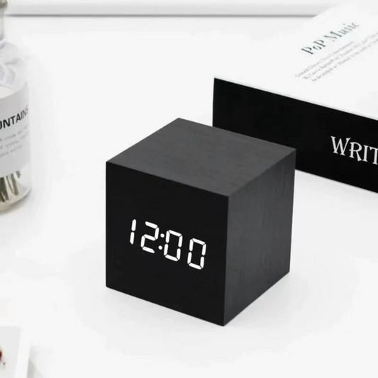Vivolux | LED Würfel Uhr
