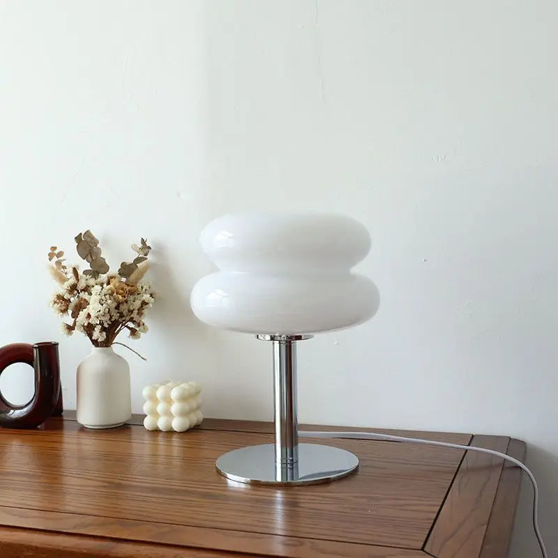 Vivolux | ItaliaDesign - Stilvolle Bauhaus-Tischleuchte für ein modernes Interieur