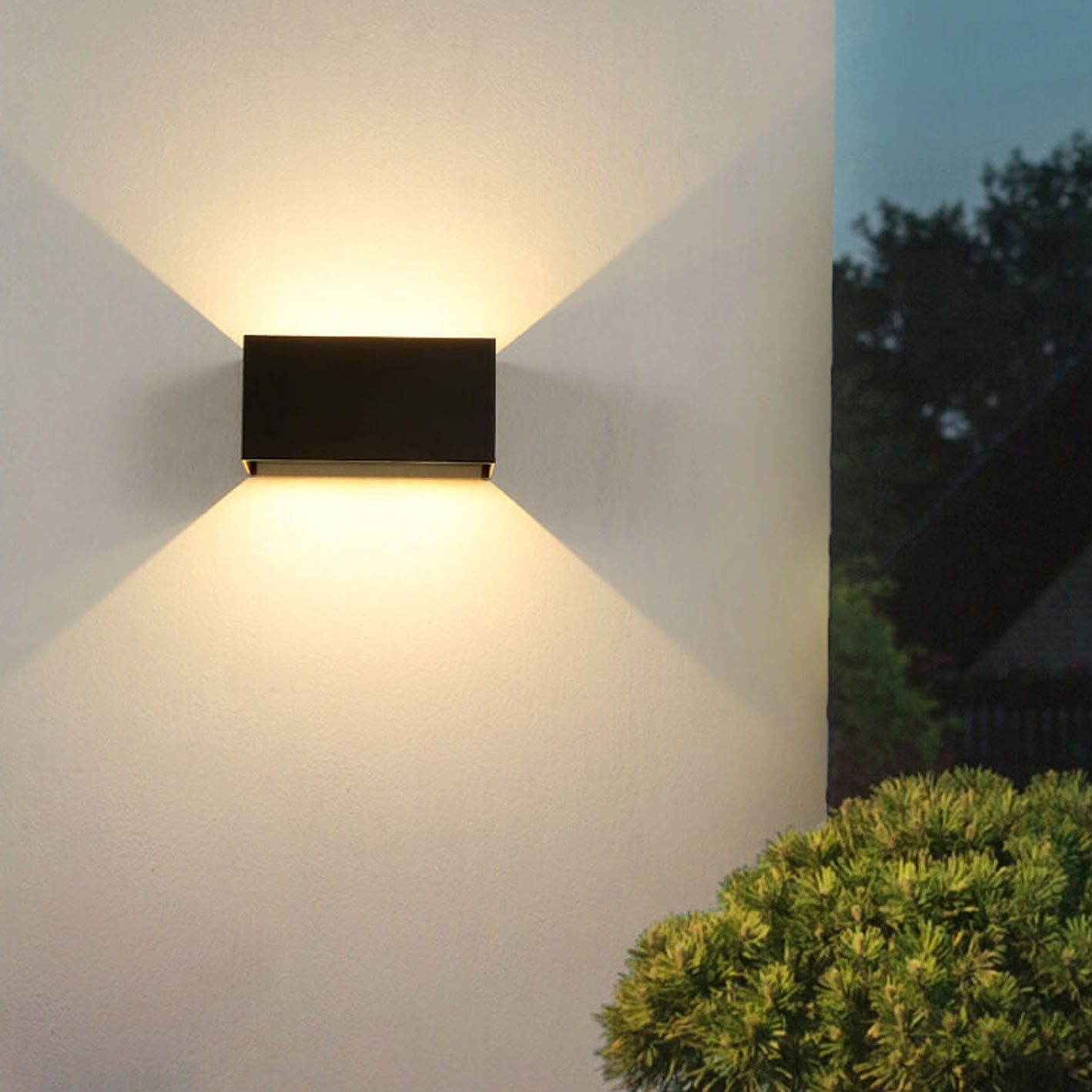 Vivolux | Moderne wasserdichte rechteckige LED-Wandleuchte für den Außenbereich mit Auf- und Ab-Beleuchtung