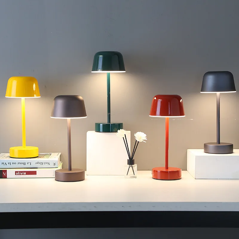 Vivolux | PRISMA PULSE FLARE – Dynamische LED Tischlampe