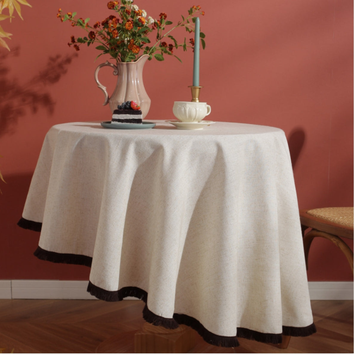 Vivolux | Minimalistische Leinen Quasten Tischdecke Natur Stil