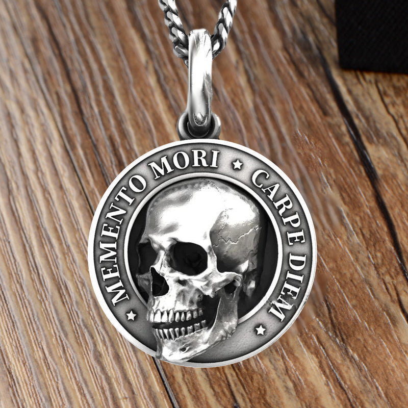 Memento Mori Totenkopf Anhänger