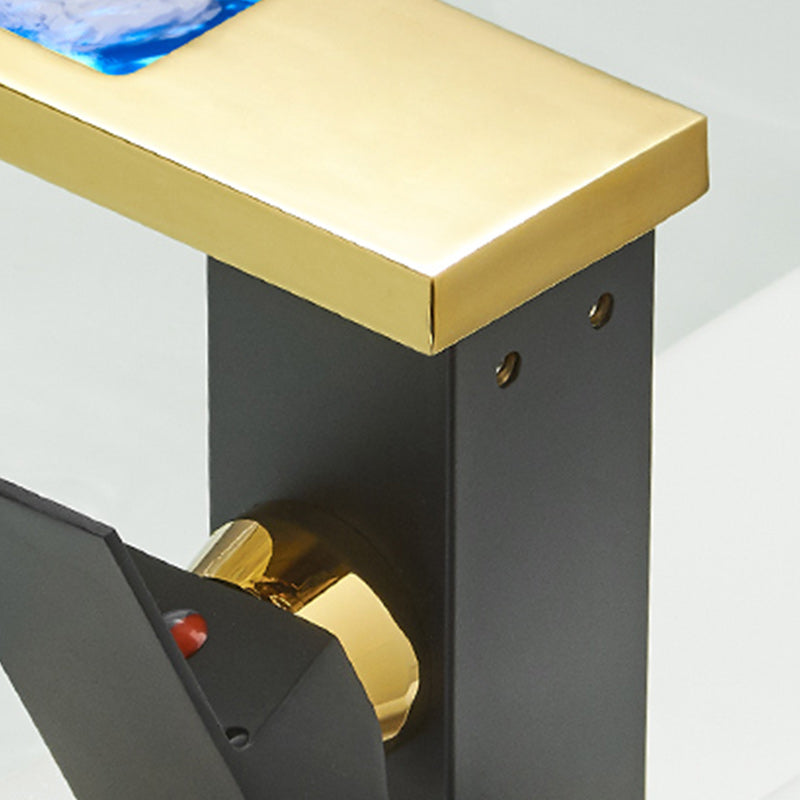 Vivolux | Moderner Wasserfallauslauf Waschbeckenarmatur mit LED Messing Waschbeckenarmatur