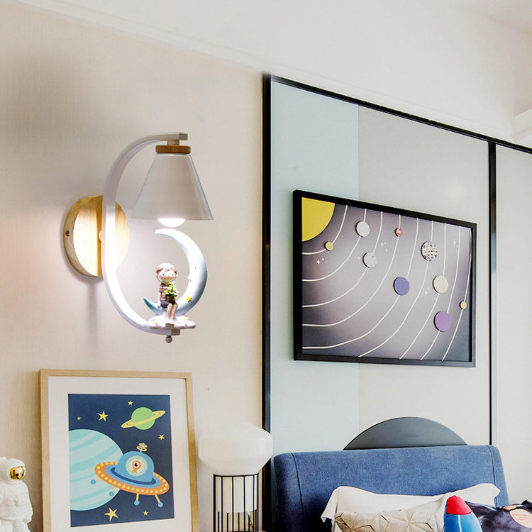 Vivolux | Child & Moon Wandlampe mit Coolie Shade 1 Licht Cartoon Harzwandlampe für das Pflegezimmer