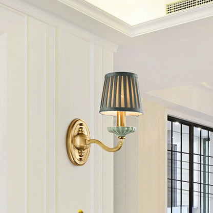 Vivolux | Stoff Messing Wandlamp Fixture Gefaltener Lampenschirm 1/2-Licht Land Wandlaterne für Esszimmer