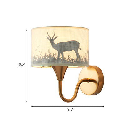 Vivolux | Stoffe Trommel Wandmontage Beleuchtung Klassisch 1 Licht Schlafzimmer Hirsch/Blatt Muster Wandlampe aus Messing mit Schwanenhalsarm