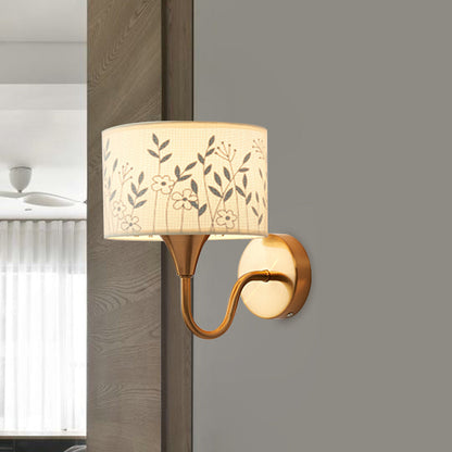 Vivolux | Stoffe Trommel Wandmontage Beleuchtung Klassisch 1 Licht Schlafzimmer Hirsch/Blatt Muster Wandlampe aus Messing mit Schwanenhalsarm
