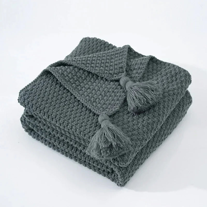 Vivolux | Gestrickte Wolldecke mit Quasten - NordicCozy