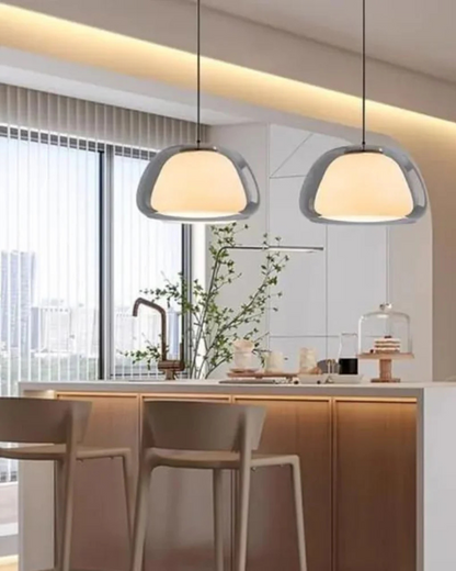 Vivolux | Elegante Lampe in Form einer Glaskuppel mit Kristallakzent