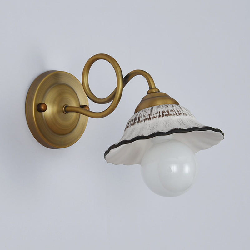 Vivolux | Antiqued Scalloped Saucer Wandlamp Ideen 1 Kopf Keramik Wandmontage Lampenarmatur mit gedrehtem Messingarm