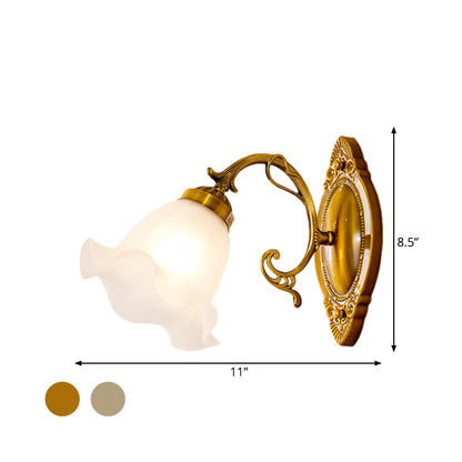 Vivolux | 1 Licht Opal Glas Wandverlichting Idee Traditionele Messing/Bronzen Afwerking Bloem Binnen Wandlamp