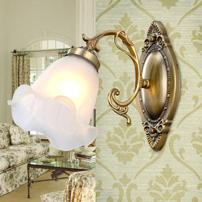 Vivolux | 1 Licht Opal Glas Wandverlichting Idee Traditionele Messing/Bronzen Afwerking Bloem Binnen Wandlamp
