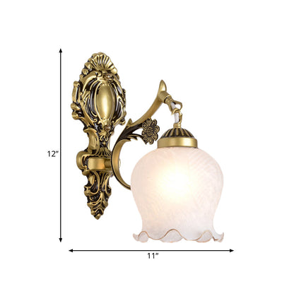 Vivolux | Antiqued Flower Wandmontage Verlichting 1/2-Kop Opal Glas Wandlamp Fixture in Brons voor Slaapkamer