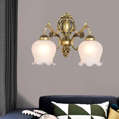 Vivolux | Antiqued Flower Wandmontage Verlichting 1/2-Kop Opal Glas Wandlamp Fixture in Brons voor Slaapkamer