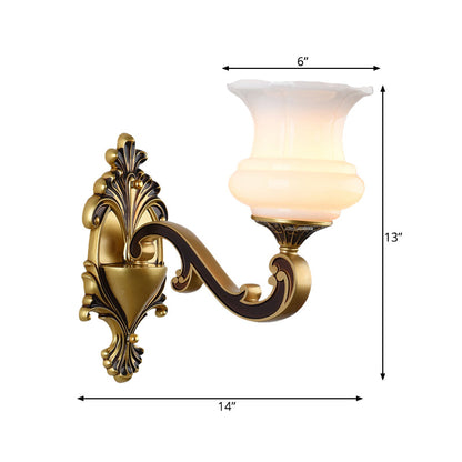 Vivolux | Vintage Gebogen Arm Wandverlichting Idee 1/2-Bol Metalen Wandlamp in Messing met Bloem Melkglas Shade
