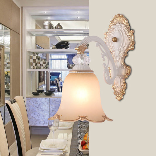 Vivolux | Zwevende Arm Slaapkamer Wandlamp Klassiek Frosted Glass 1 Lamp Beige Wandlamp