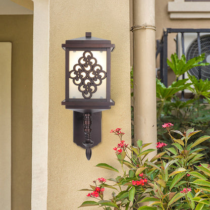 Vivolux | Cubic Cream Glass Wandmontage Lichtarmatuur Cottage 1 Licht Patio Wandlamp in Coffee met Chinese Knoop Patroon