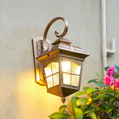 Vivolux | Lantern Yard Wandmontageverlichting Klassiek Duidelijk Golvend Glas 1-Lichts Bronzen Wandlamp Licht