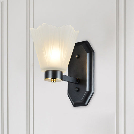 Vivolux | Tapered Milkglas Wandverlichting Retro 1/2 Bulbs Woonkamer Wandlamp in Zwart met Metalen Rechte Arm