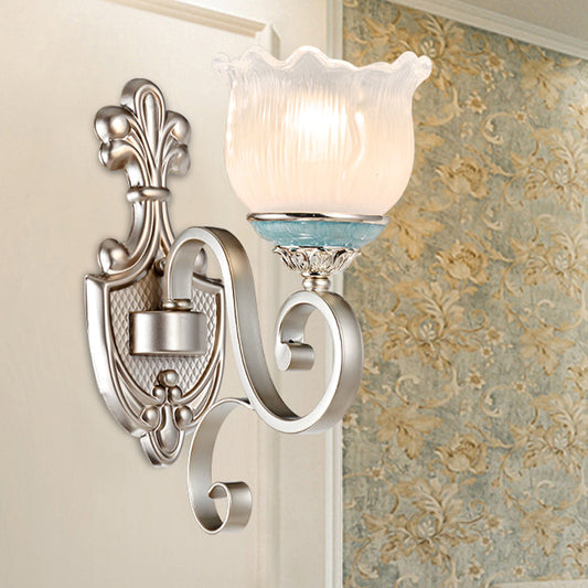 Vivolux | Zilver 1/2-Head Wandverlichting Traditionele Crème Glazen Bloesem Wandlamp met Geschulpte Arm