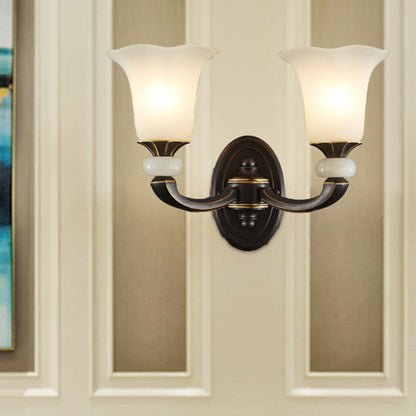 Vivolux | Antiqued Flower Up Wandlamp 1/2-Licht Frosted Glass Wandbevestigde Lamp in Zwart en Goud