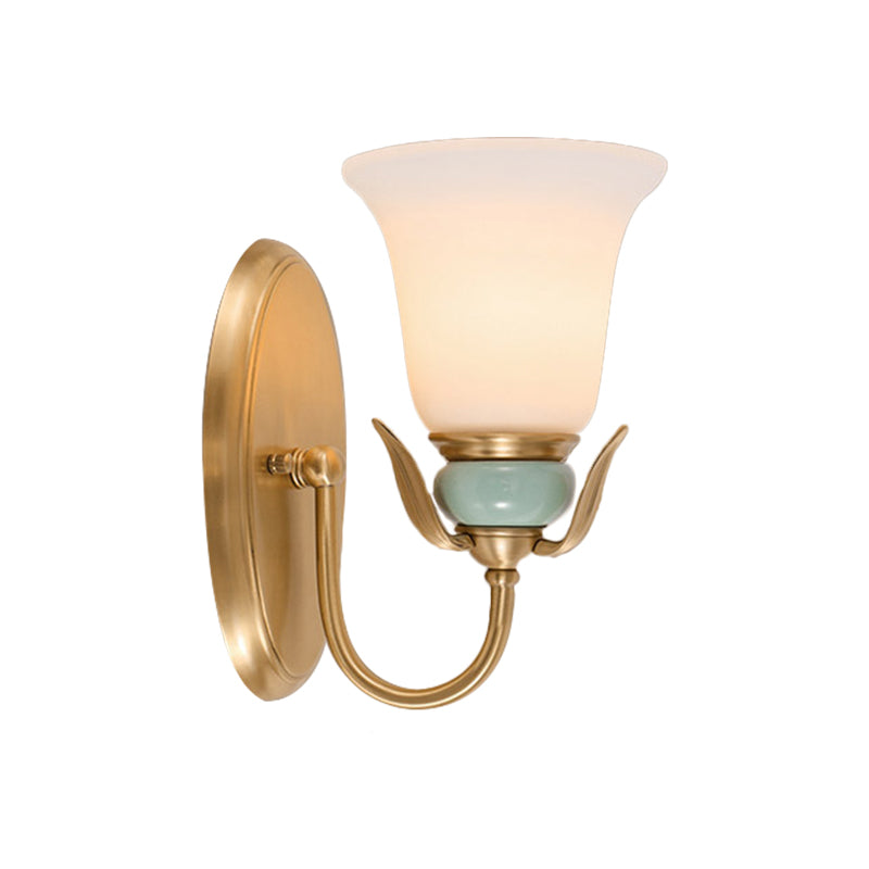 Vivolux | 1/2-Head Wandverlichting Vintage Slaapkamer Wandgemonteerde Lamp Fixture met Bel Witte Opale Glas Shade in Goud