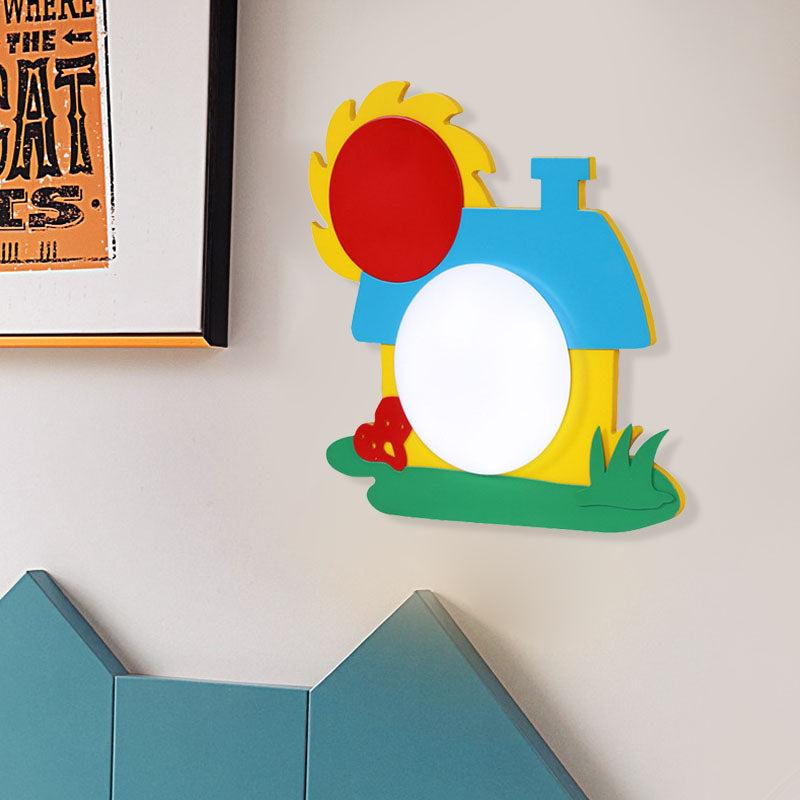 Vivolux | Cartoon House Wandlamp Houten LED Kinderkamer Wandlicht met Acryl Shade in Rood-Geel-Blauw