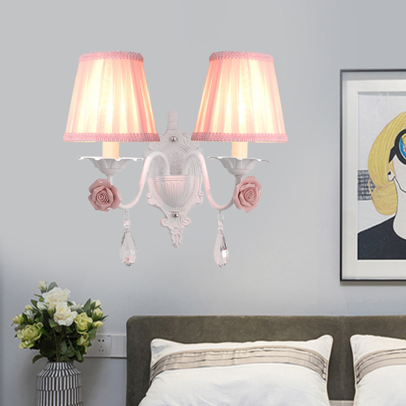 Vivolux | 1/2-Head Geplooide Stof Wandverlichting Pastorale Roze/Blauw Gevlochten Rand Bedlamp met Rozen Decor