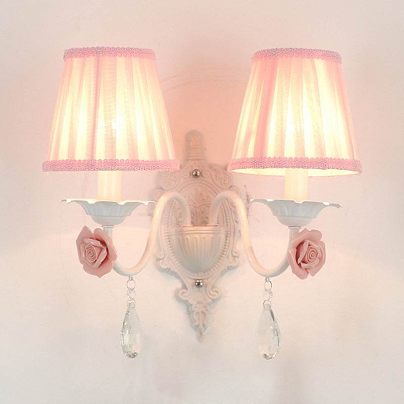Vivolux | 1/2-Head Geplooide Stof Wandverlichting Pastorale Roze/Blauw Gevlochten Rand Bedlamp met Rozen Decor