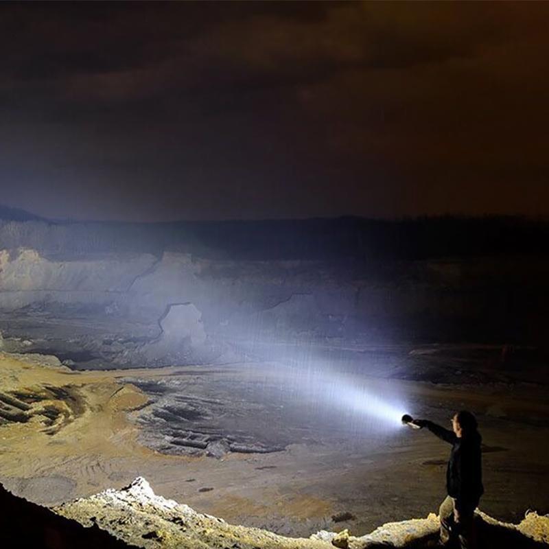 30000-5000 Lumen Hochleistungs-LED-Taschenlampe, wasserdicht