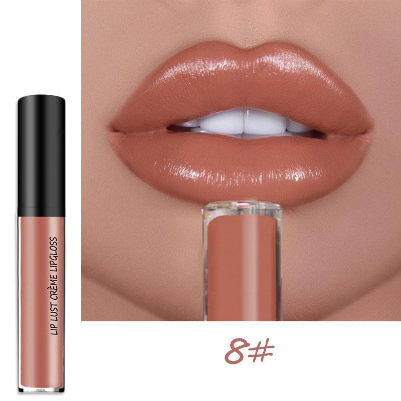Wasserfester Lippenstift mit cremiger Textur
