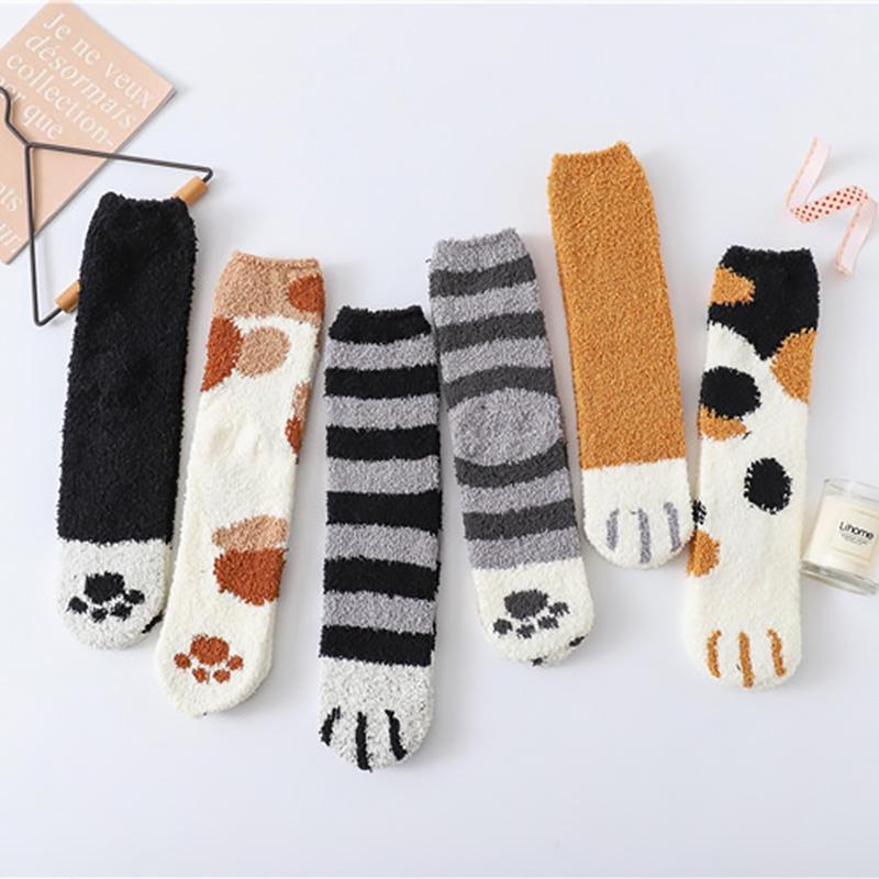 Dicke warme süße Katzenkrallen-Bodensocken