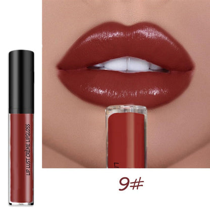 Wasserfester Lippenstift mit cremiger Textur