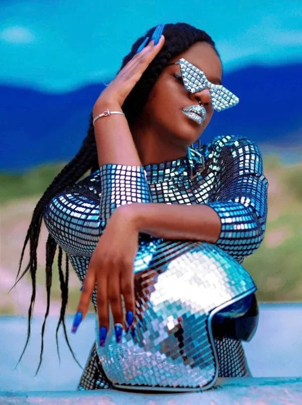 Disco-Kugel-Helm mit einziehbarem Visier