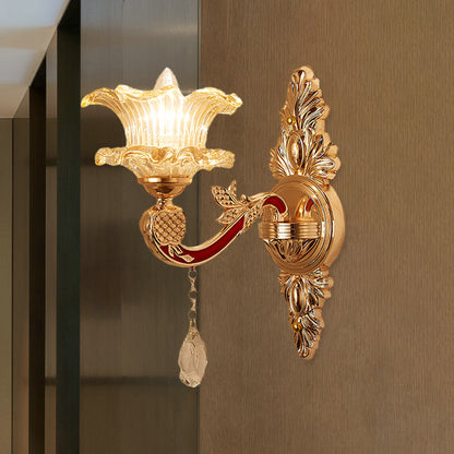 Vivolux | 1 Glühbirne Blume/Sektor Wandmontierte Lampe Traditionelle Klare Gerippte Glas Wandleuchte mit Gold Geschnitztem Arm
