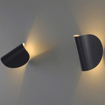 Vivolux | Eveline Modern Geometric LED 4 Color Wall Light Indoor/Outdoor Metal