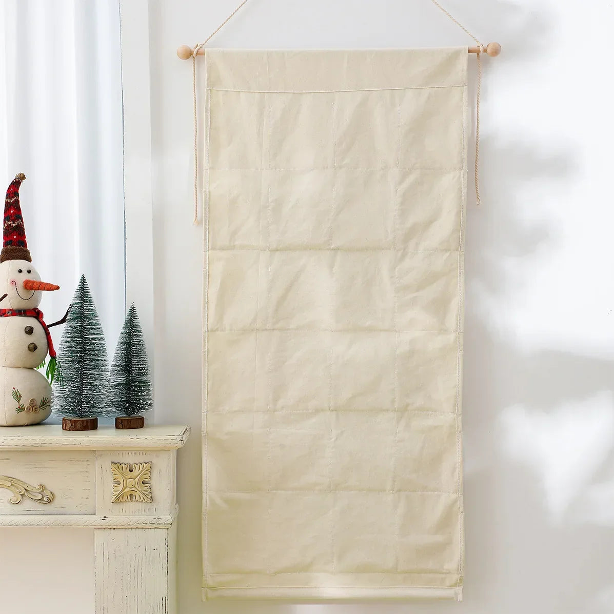 Vivolux | Adventskalender mit 24 Canvas-Taschen für Kinder – Hängende Weihnachtsdekoration in Multicolor