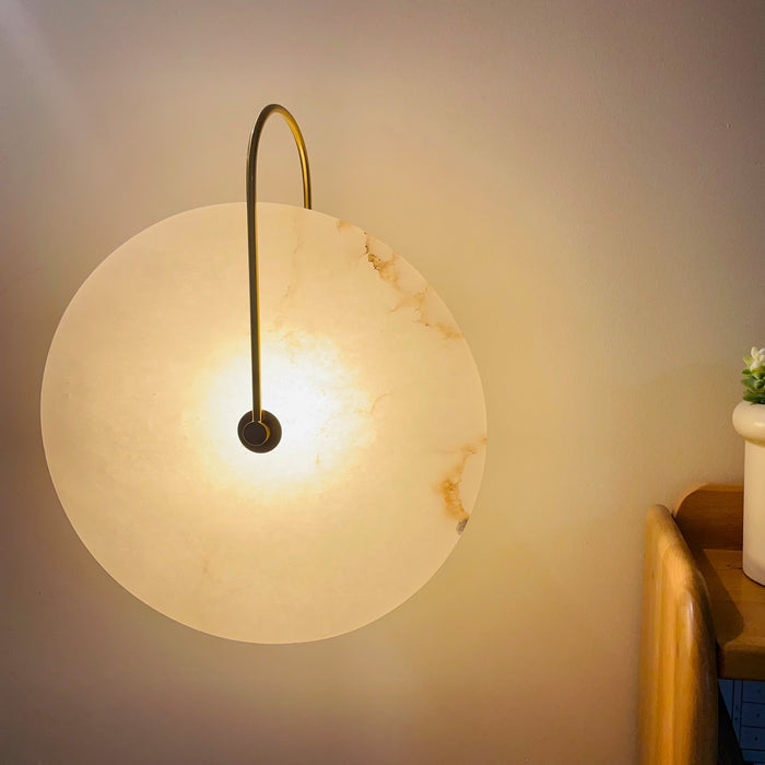 Vivolux | Alabaster LED-Wandlampe – Eleganz und Ruhe im Licht