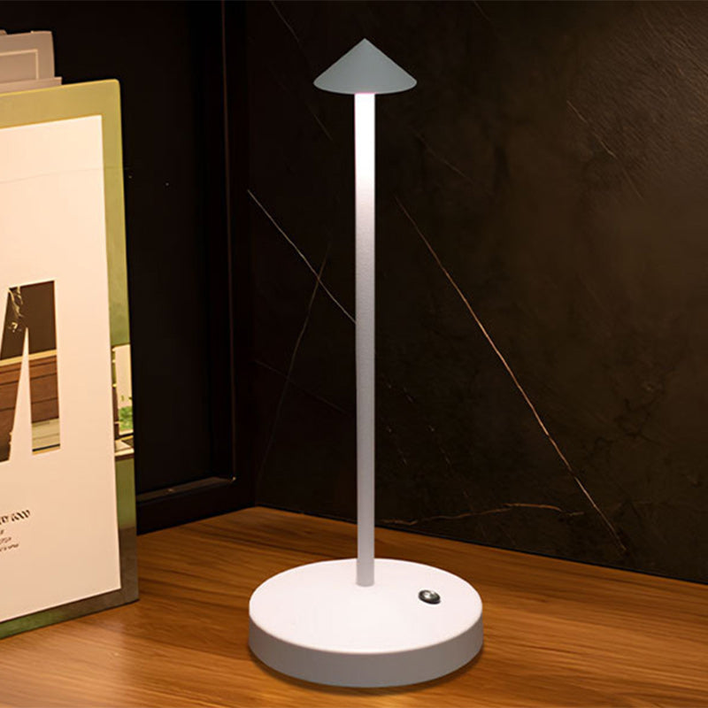 Vivolux | Moderne Einfachheit Triangle Cone Runde Acrylzylinder Eisen LED Tischlampe für das Wohnzimmer