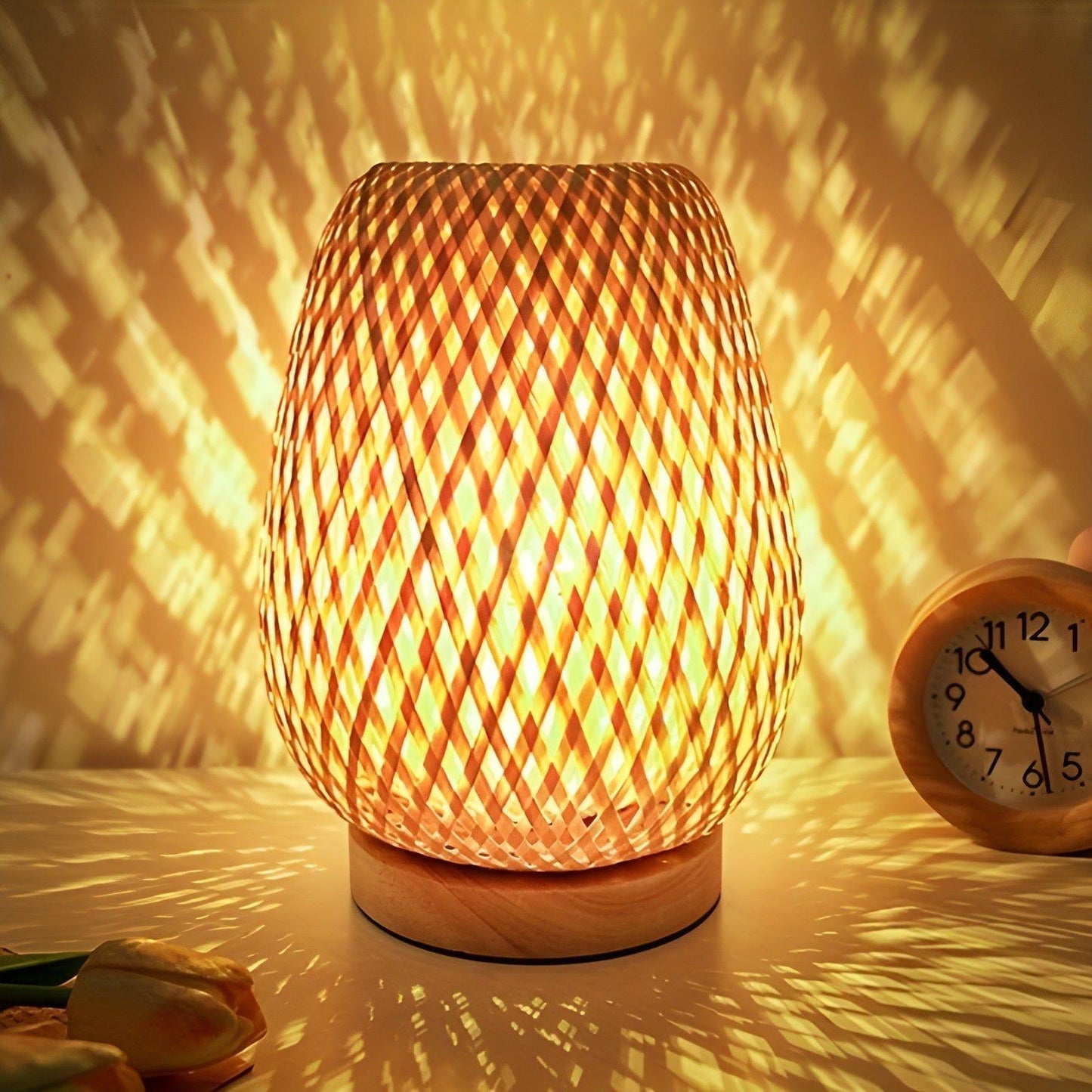 Vivolux | Aura Lampe - Bambus USB-betriebene Tischlampe für das Schlafzimmer