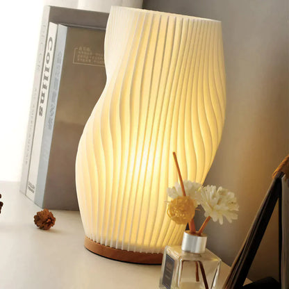 Vivolux | USB-Driven & Elegante Wellen-Design Tischlampe | WaveGlow