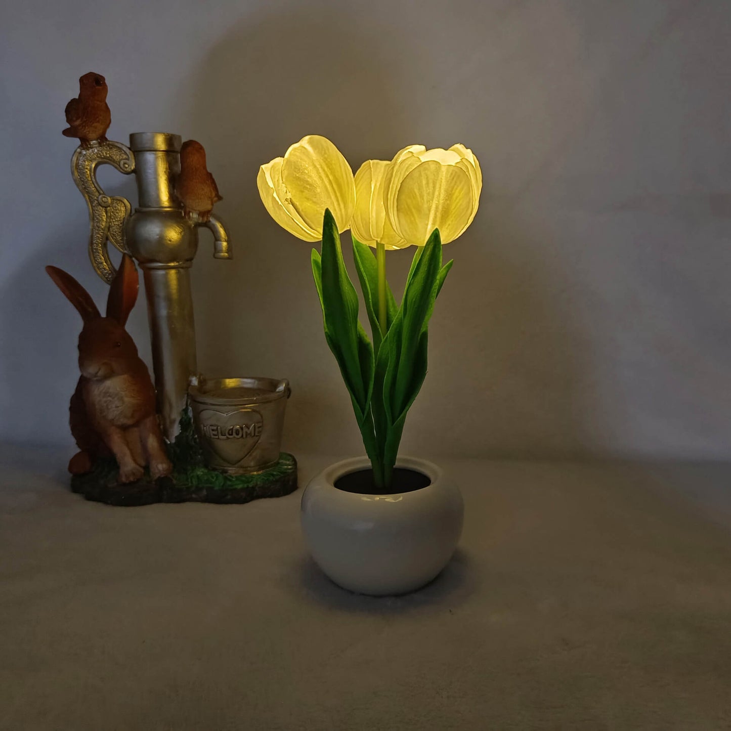 Vivolux | Moderne kreative Simulation Tulpe Pfingstrose LED Nachtlicht Tischlampe